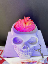 Load image into Gallery viewer, Skull candle