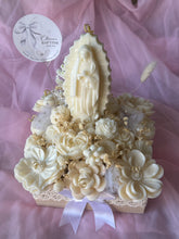 Load image into Gallery viewer, Big center piece Candle bouquet