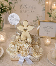Load image into Gallery viewer, Big center piece Candle bouquet
