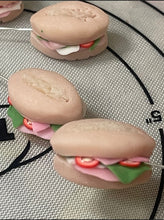 Load image into Gallery viewer, Torta de jamón Keychain
