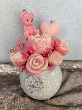 Load image into Gallery viewer, White Talavera bouquet candle
