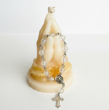 Load image into Gallery viewer, Praying hands candle
