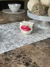 Load image into Gallery viewer, Lips candle
