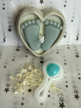 Load image into Gallery viewer, Heart baby candle
