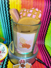 Load image into Gallery viewer, Pan dulce c andle

