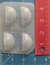 Load image into Gallery viewer, Concha &amp; Empanada Molds
